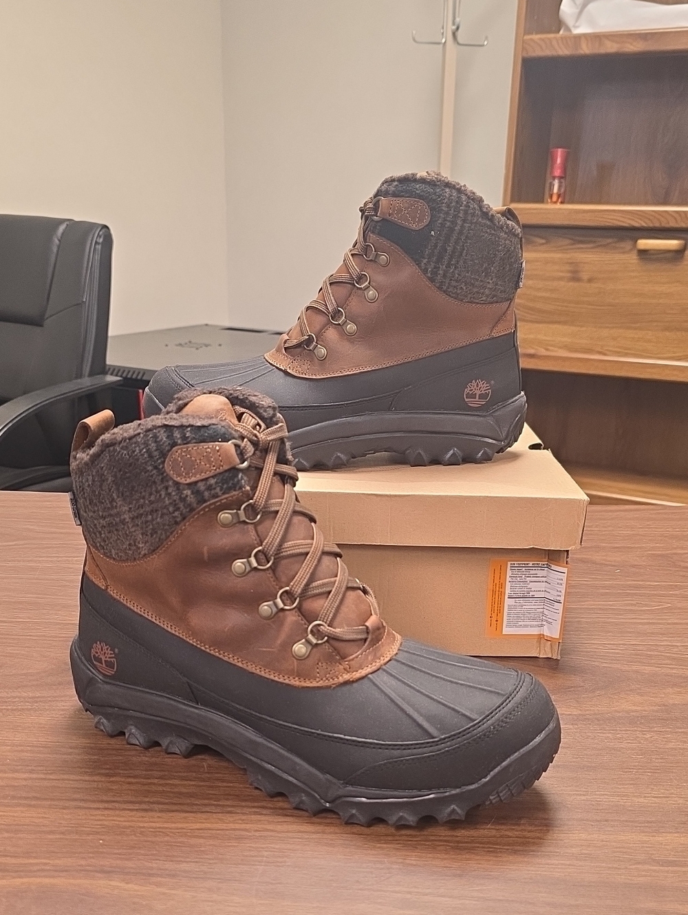 Timberland Rime Ridge Waterproof 6 Inch Duck Boot Brown/Black 40190 Men's 11 NEW